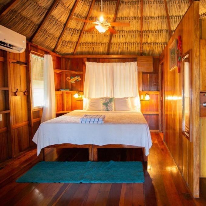 St. George'S Caye Resort Белиз-Сити Экстерьер фото