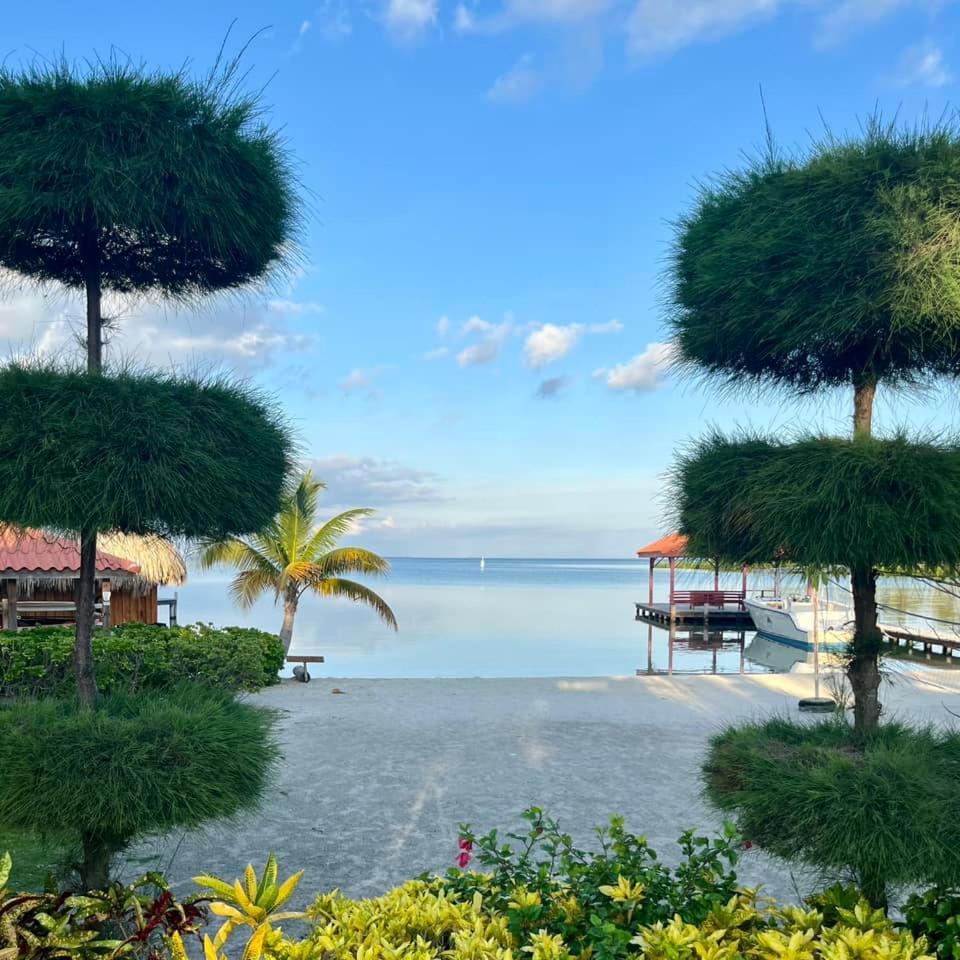 St. George'S Caye Resort Белиз-Сити Экстерьер фото